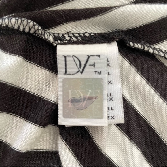 Diane Von Furstenberg Black and White Striped Long Sleeve Dress - Picture 11 of 13